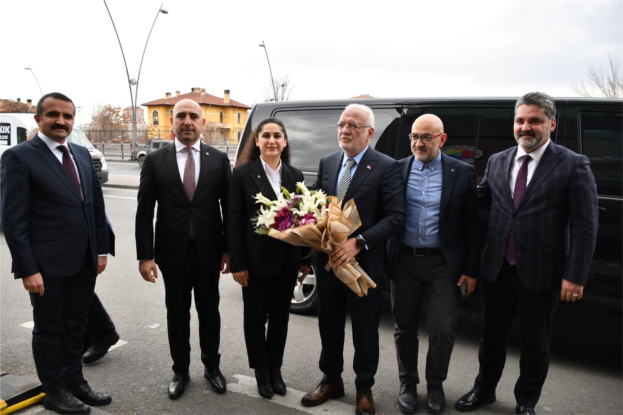 Kayseri TDİOTB’de Bilgilendirme Toplantısı ve Saha İncelemesi Gerçekleştirildi Kayseri TDİOTB’de Bilgilendirme Toplantısı ve Saha İncelemesi Gerçekleştirildi