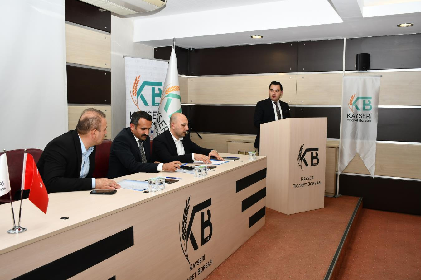 TDİOSB Board and Entrepreneurs Committee Meeting Held TDİOSB Board and Entrepreneurs Committee Meeting Held