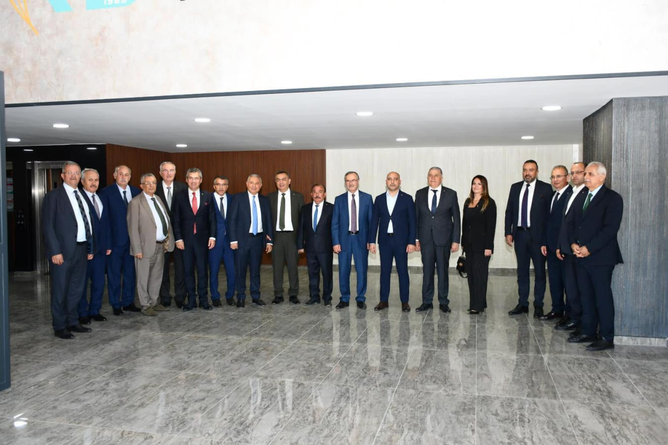 We hosted the President of OSBÜK, Mr. Kütükçü, at our Exchange. We hosted the President of OSBÜK, Mr. Kütükçü, at our Exchange.