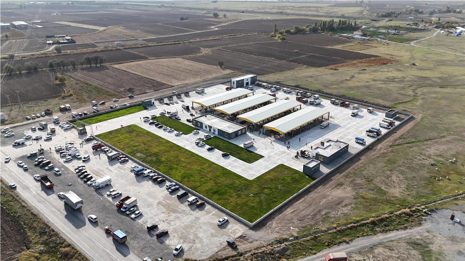KAYSERİ'DE ŞAP HASTALIĞIYLA BAŞARILI MÜCADELE: HAYVAN PAZARLARI AÇILIYOR